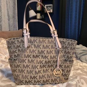 Michael kors bag